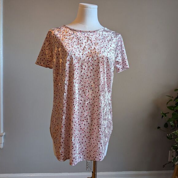 NWOT Lauren Conrad Floral Crushed Velvet Top Roses Valentines Size Small - Picture 2 of 8